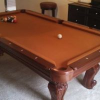 7' Pool Table Excellent Condition